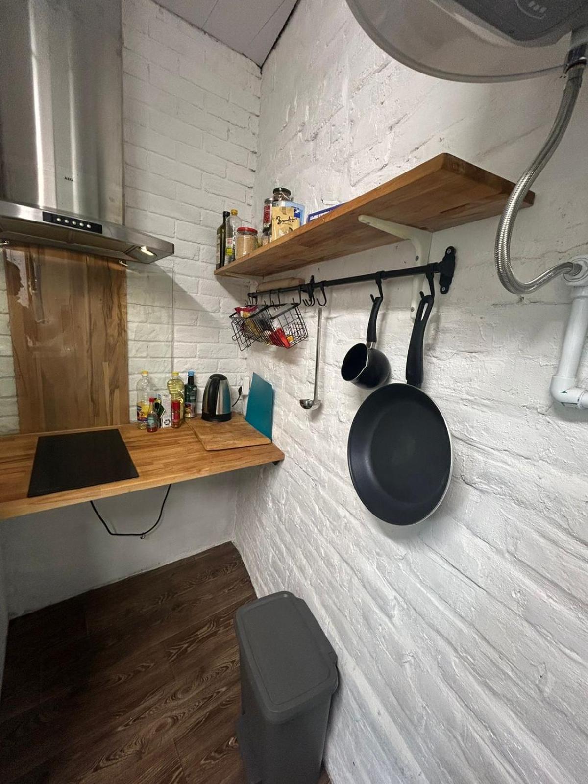 Private Apartament With Shared Bathroom Belgrado Exterior foto